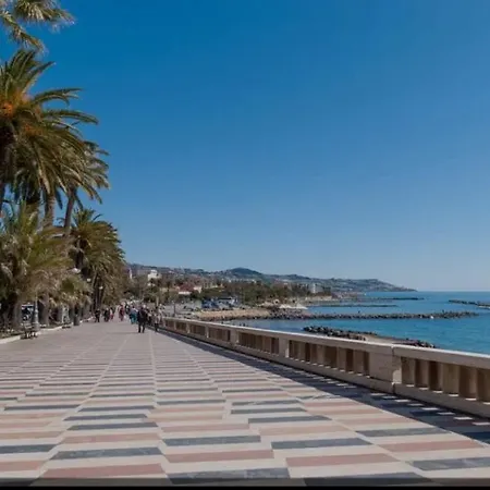 Sanny In The Center Lägenhet Sanremo